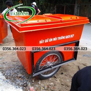 Xe rác đẩy tay 660l