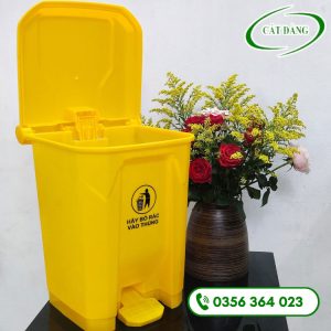 Thùng rác y tế 30 lít đạp chân