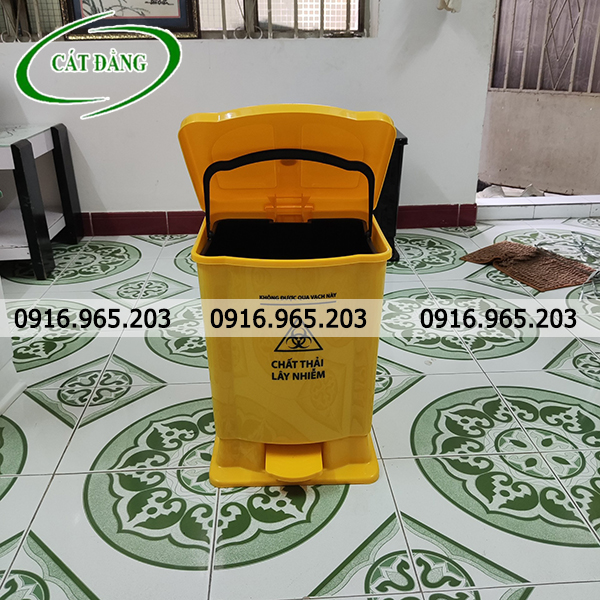 Thùng rác 30 lít đạp chân