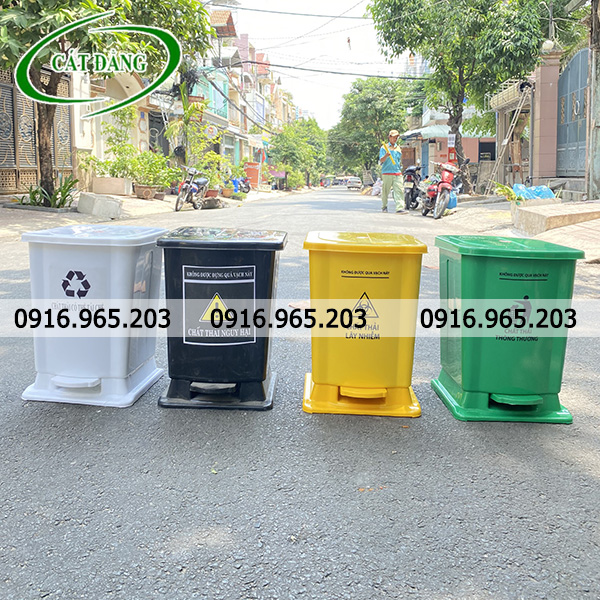 Thùng rác y tế 15L