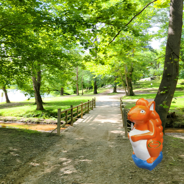 Thùng rác dùng trong công viên