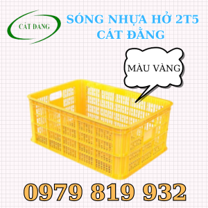 Sóng nhựa 2T5 màu vàng