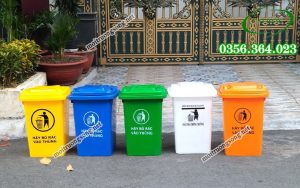 thùng rác gia đình