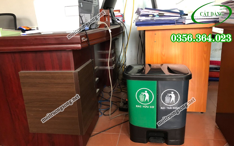 thùng rác văn phòng 