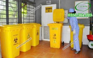 mua thùng rác y tế
