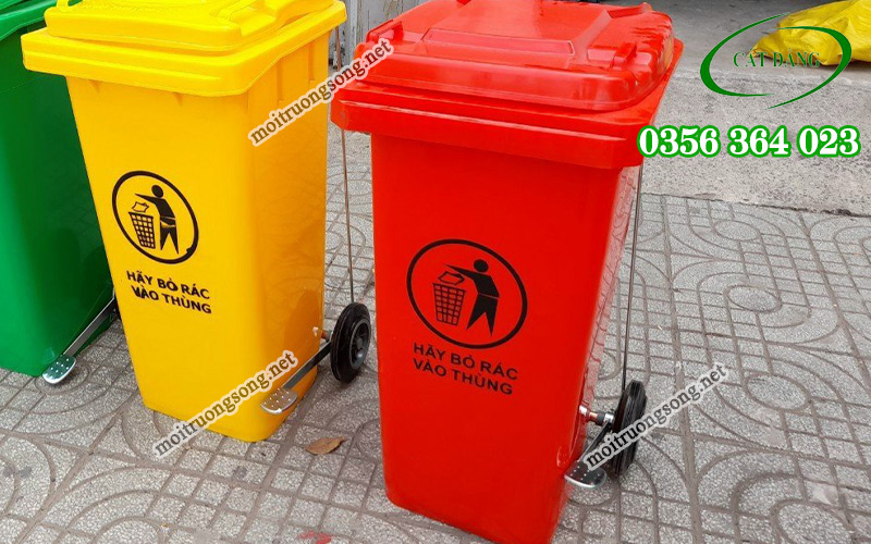 thùng rác màu đỏ có ý nghĩa gì