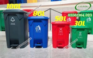 thùng rác nhà vệ sinh;