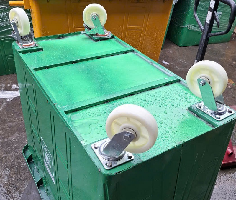 Xe đẩy rác bằng thép